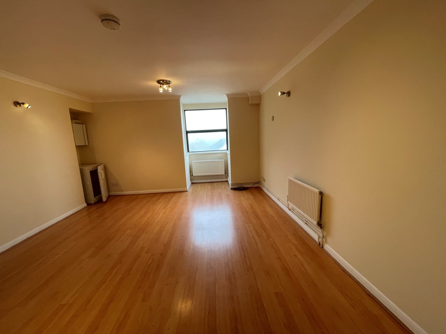 Flat 2 79 High Street, Egham Nevin And Wells